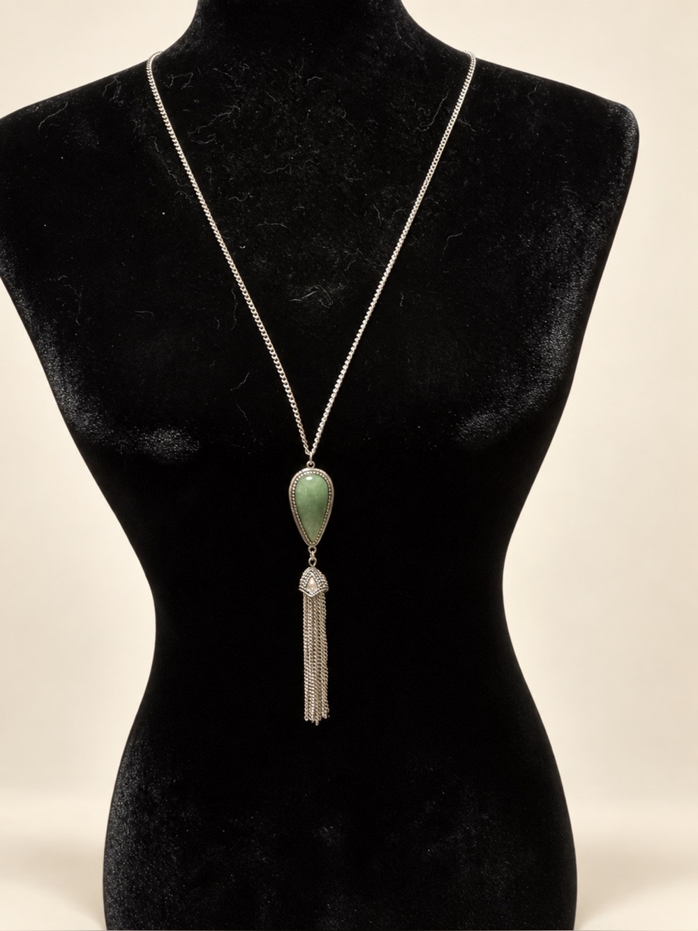 Tassel Pendant Necklace with Green Stone